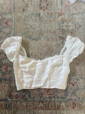 Aritzia Wander Linen Blouse